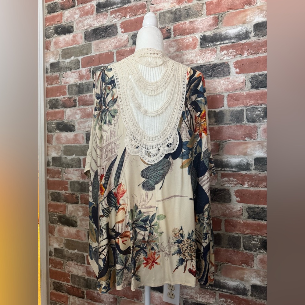 Anthropologie Roffe Raya Kimono, OS - Picture 2 of 6